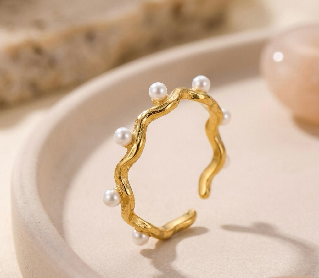 Wavy Pearl Open Ring